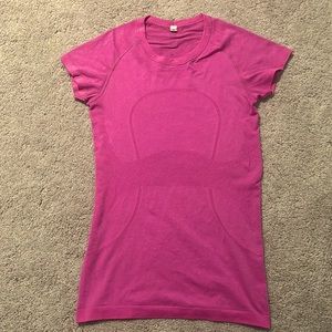 PINK SWIFTLY TECH SHORT SLEEVE